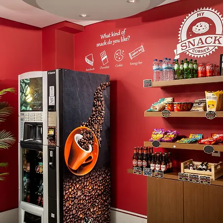 卢埃纳酒店 酒店